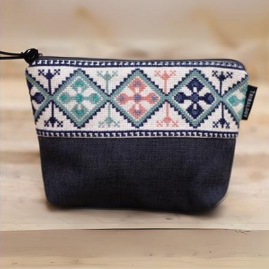 Palestinian Embroidery Makeup Purse/ Three-diamonds